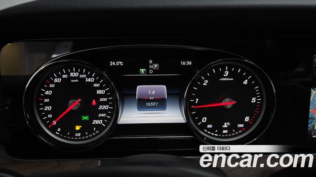 Mercedes-Benz E-Class E220d Exclusive