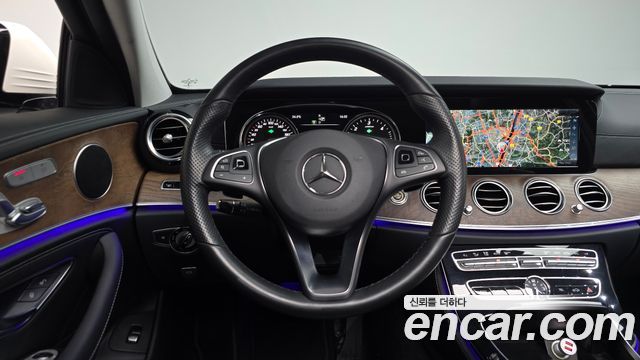Mercedes-Benz E-Class E220d Exclusive