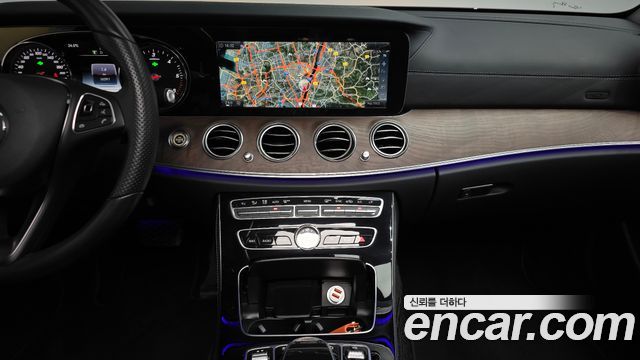 Mercedes-Benz E-Class E220d Exclusive