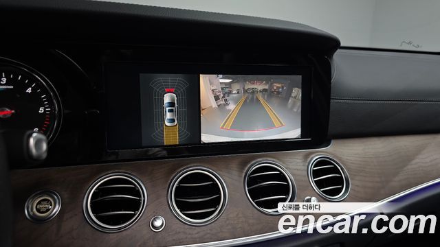 Mercedes-Benz E-Class E220d Exclusive