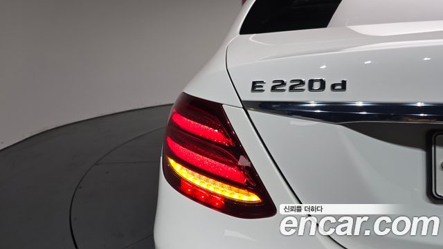 Mercedes-Benz E-Class E220d Exclusive