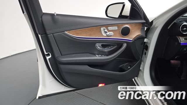 Mercedes-Benz E-Class E220d Exclusive