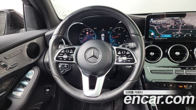 Mercedes-Benz GLC-Class GLC220 d 4MATIC