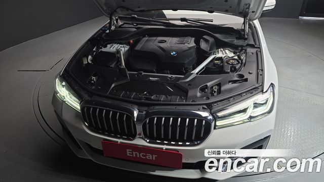BMW 5-Series 520i M Sport