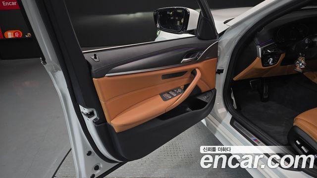 BMW 5-Series 520i M Sport