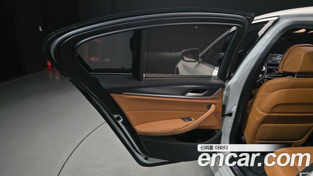 BMW 5-Series 520i M Sport
