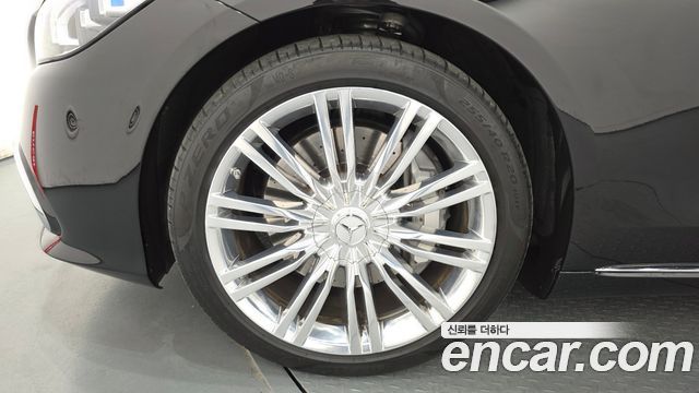 Mercedes-Benz S-Class S580e 4MATIC