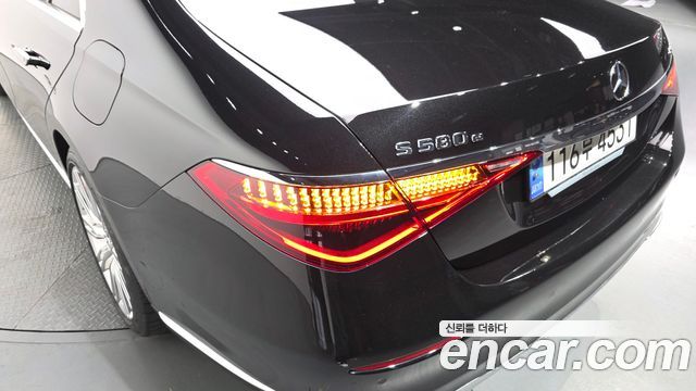 Mercedes-Benz S-Class S580e 4MATIC