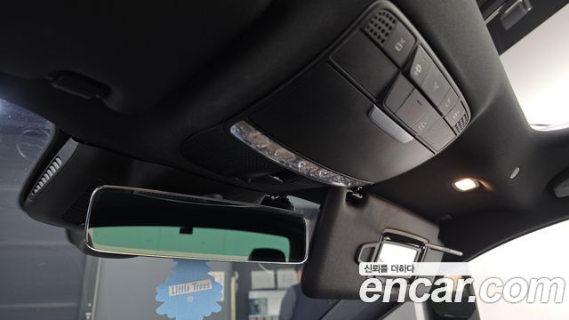 Mercedes-Benz E-Class E300e 4MATIC Exclusive
