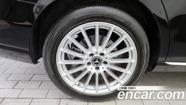 Mercedes-Benz E-Class E220d 4MATIC Exclusive