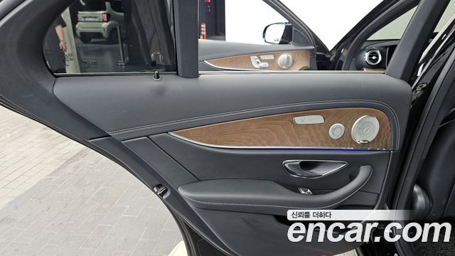 Mercedes-Benz E-Class E220d 4MATIC Exclusive