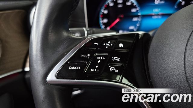 Mercedes-Benz E-Class E220d 4MATIC Exclusive