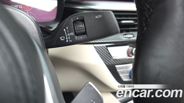 BMW 5-Series M550i xDrive