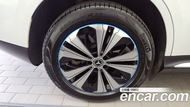 Mercedes-Benz EQC EQC400 4MATIC