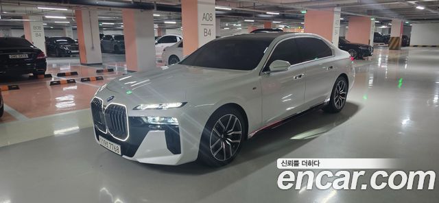 BMW 7-Series 740i xDrive M Sport