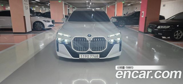 BMW 7-Series 740i xDrive M Sport