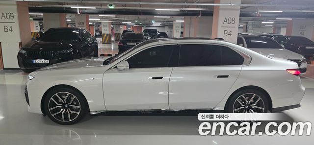 BMW 7-Series 740i xDrive M Sport