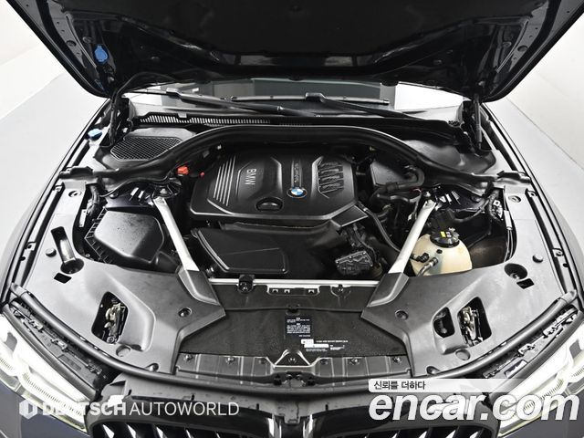 BMW 5-Series 520d M Sport Package Plus
