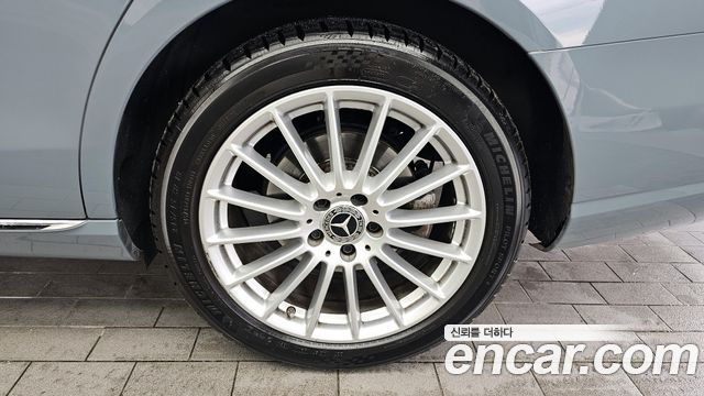 Mercedes-Benz E-Class E250 Exclusive
