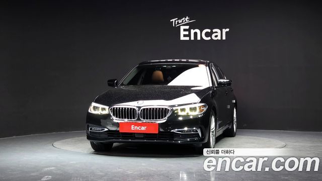 BMW 5-Series 520i Luxury