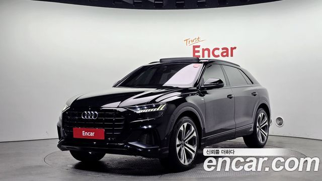 Audi Q8 55 TFSI Quattro Premium