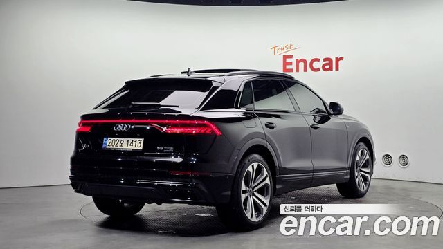 Audi Q8 55 TFSI Quattro Premium