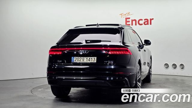 Audi Q8 55 TFSI Quattro Premium