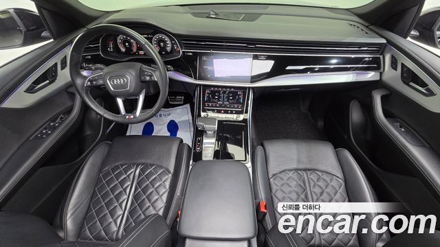 Audi Q8 55 TFSI Quattro Premium