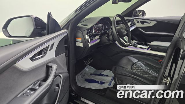 Audi Q8 55 TFSI Quattro Premium