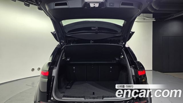 Land Rover Range Rover Evoque P250 R-Dynamic SE