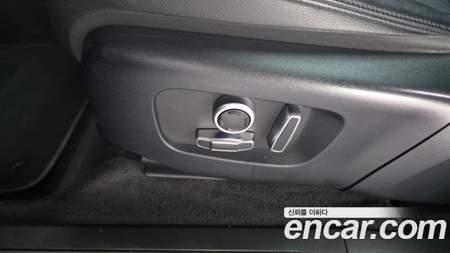 Land Rover Range Rover Evoque P250 R-Dynamic SE