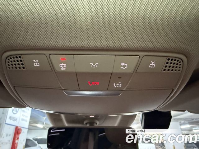 Mercedes-Benz E-Class E300 4MATIC Exclusive