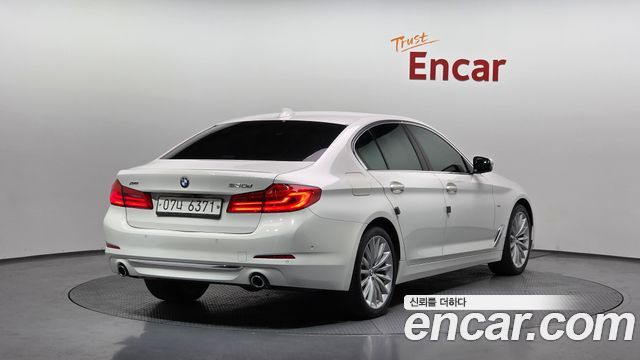 BMW 5-Series 530d Luxury Plus