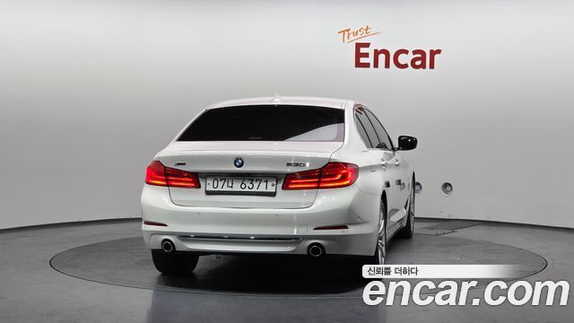 BMW 5-Series 530d Luxury Plus