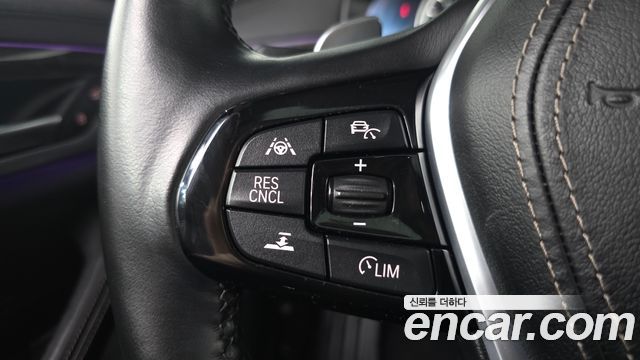 BMW 5-Series 530d Luxury Plus