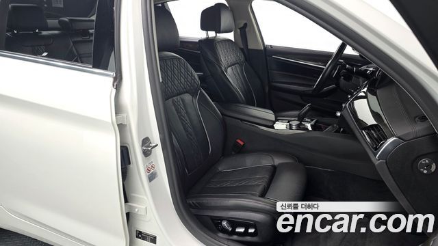 BMW 5-Series 530d Luxury Plus