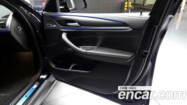 BMW X4 xDrive20i M Sports X Onlile Exclusive Edition