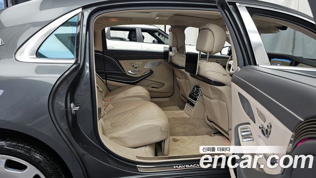 Mercedes-Benz S-Class Maybach S560 4MATIC