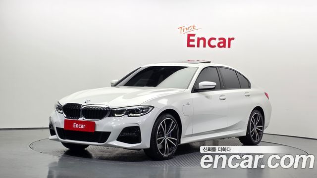 BMW 3-Series 330e M Sport