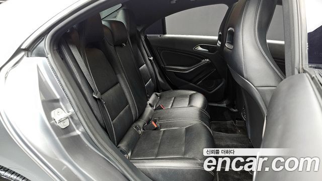 Mercedes-Benz CLA-Class CLA200 d