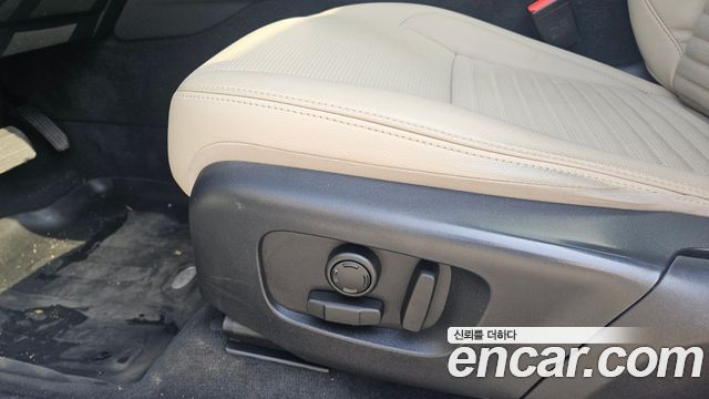 Land Rover Discovery Sport P250 SE