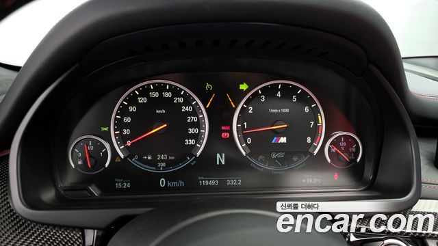 BMW X5M 4.4