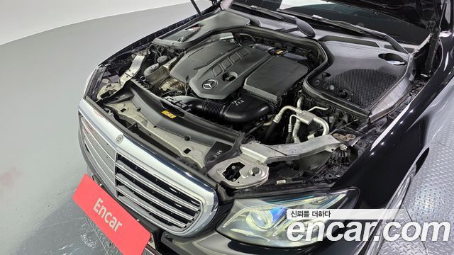 Mercedes-Benz E-Class E220d 4MATIC Exclusive