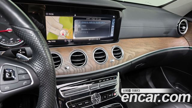 Mercedes-Benz E-Class E220d 4MATIC Exclusive