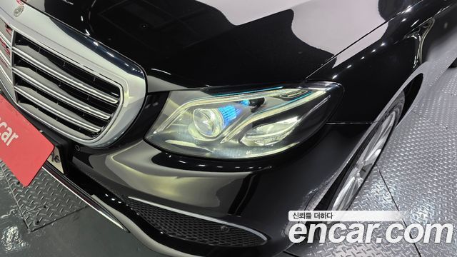 Mercedes-Benz E-Class E220d 4MATIC Exclusive