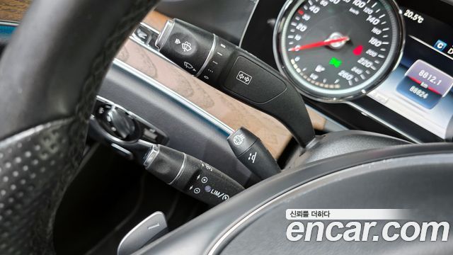 Mercedes-Benz E-Class E220d 4MATIC Exclusive