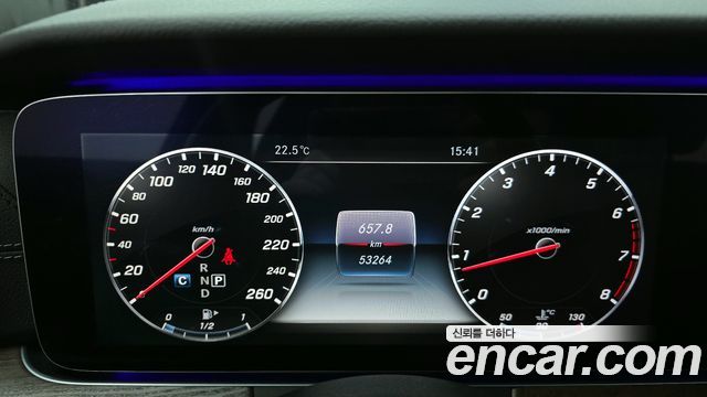 Mercedes-Benz E-Class E300 Exclusive