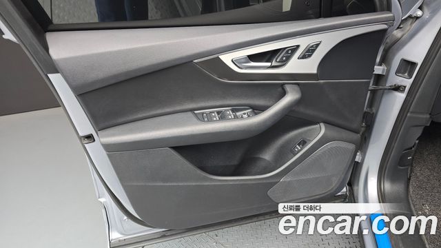 Audi Q7 45 TFSI Quattro