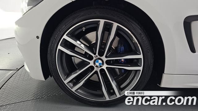 BMW 4-Series 430i M Sport Convertible