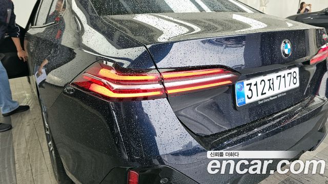 BMW 5-Series 520i M Sport